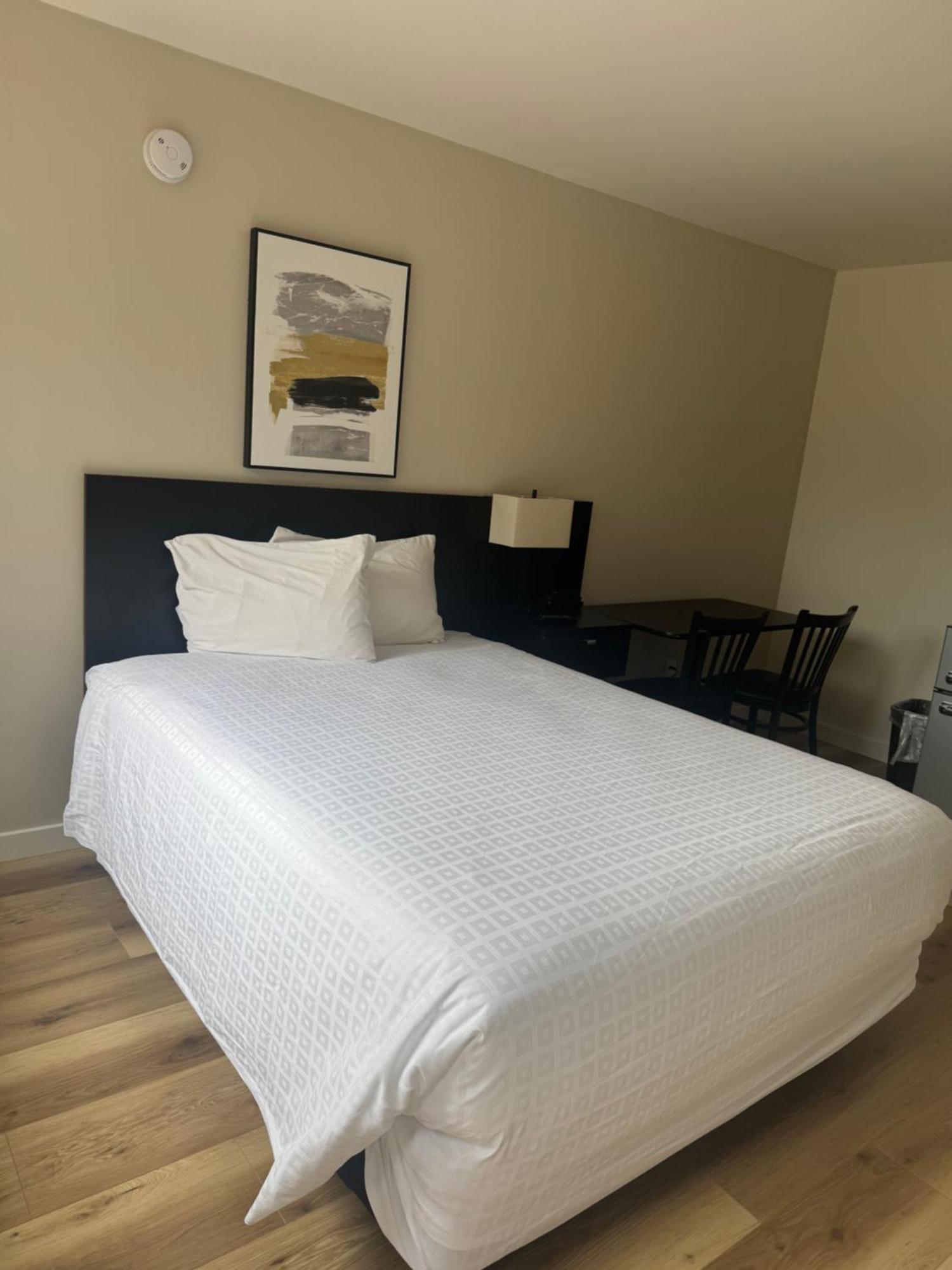 Richland Inn And Suites Экстерьер фото